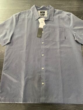 Quiksilver Men's Short Sleeve Button-Down Shirt - Light Blue